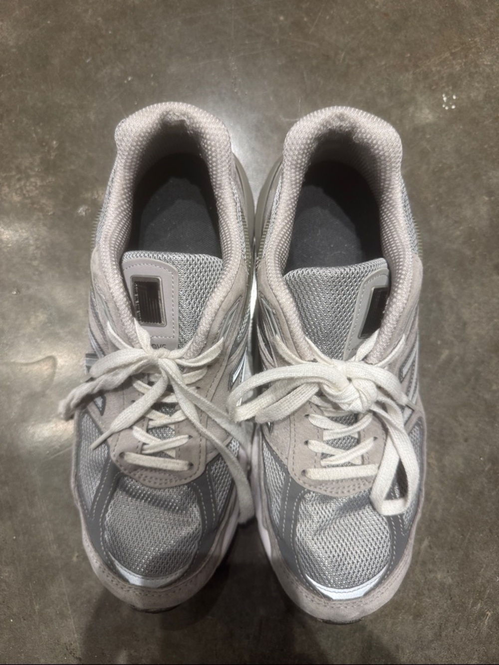 Women’s New Balance W900GL5 - Picture 2 of 4